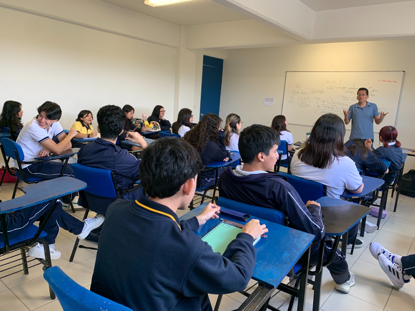 PHOTO-2025-09-18-12-04-05 3